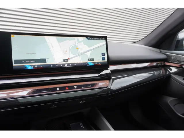 BMW i5 Touring eDrive40 2026 Elektrisch 11