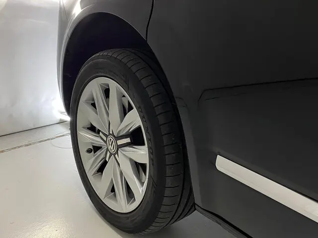 Volkswagen Transporter 2.0 TDI L2H1 30 DC 2021 Diesel 38