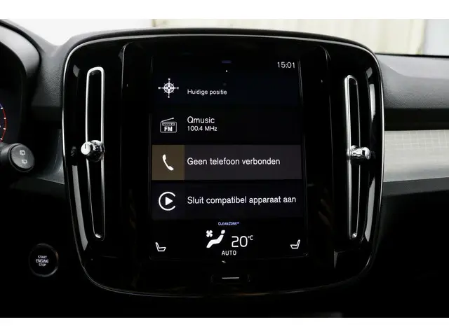 Volvo XC40 1.5 T3 Inscription zwart 2018 Benzine 24