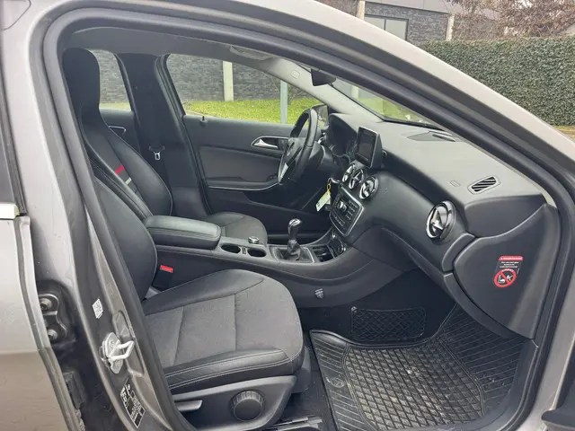 Mercedes-Benz A-Klasse 3