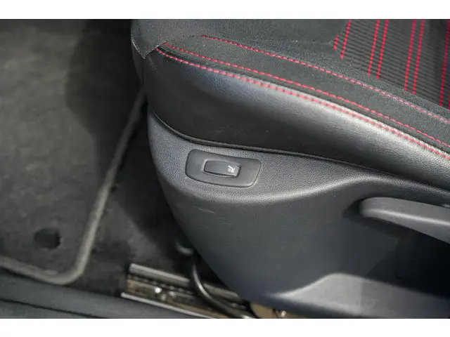 Renault Clio R.S. 2017 Benzine 25