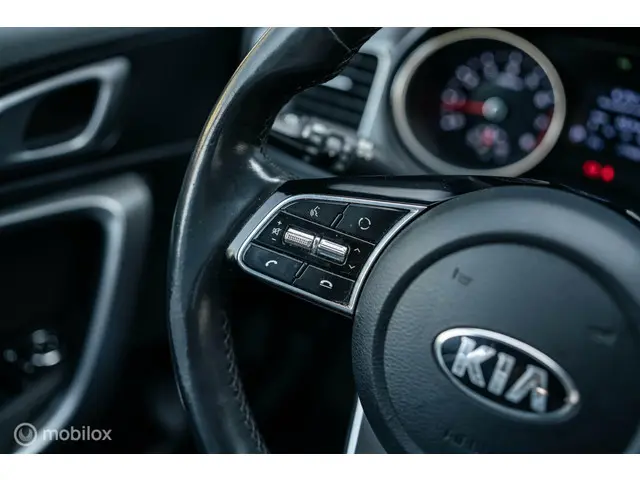 Kia Ceed Sportswagon 1.4 T-GDi DynamicLine 2019 Benzine 21