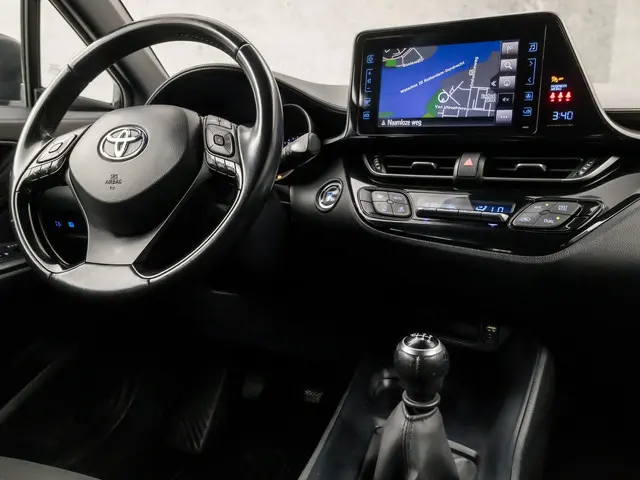 Toyota C-HR 1.2 Design 2018 Benzine 7