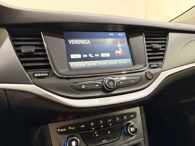 Opel Astra HB 1.0 Turbo 120 Years Edition 2019 Benzine 40