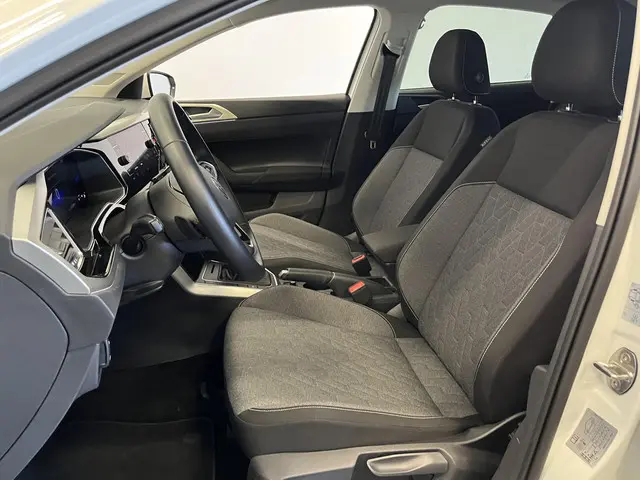 Volkswagen Polo 1.0 TSI DSG Life Automaat 2024 Benzine 31