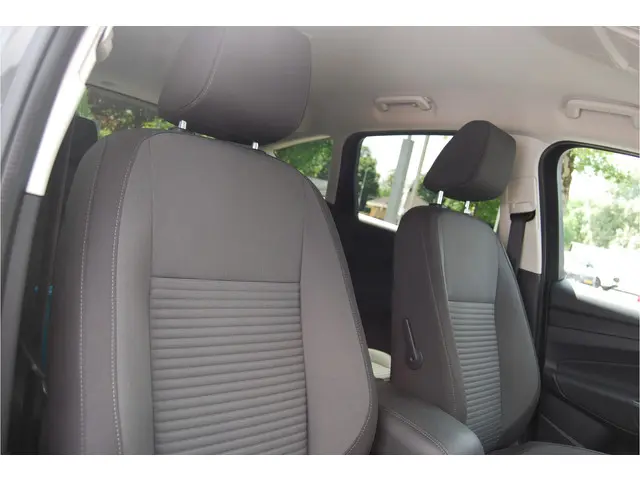 Ford C-MAX 1.0 EcoBoost 125PK Titanium 2016 Benzine 28