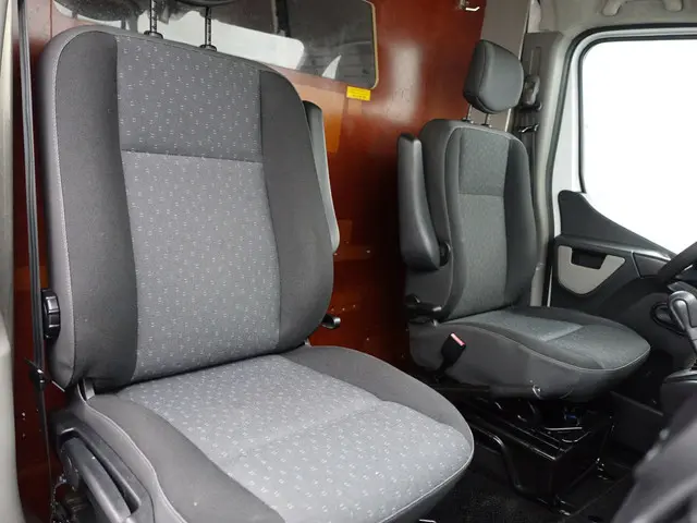 Opel Movano 2.3 CDTI L2H3 Aut- 2015 Diesel 6