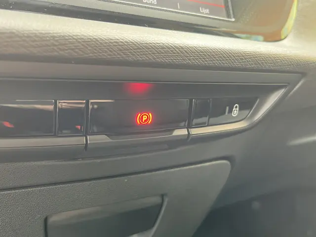 Citroën C4 Picasso PureTech 130 Feel 2018 Benzine 18