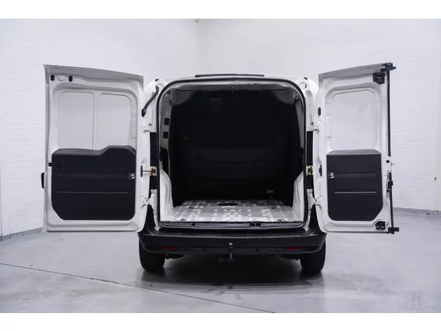 Fiat Doblò 1.3 MJet 90 pk L1H1 2015 Diesel 13