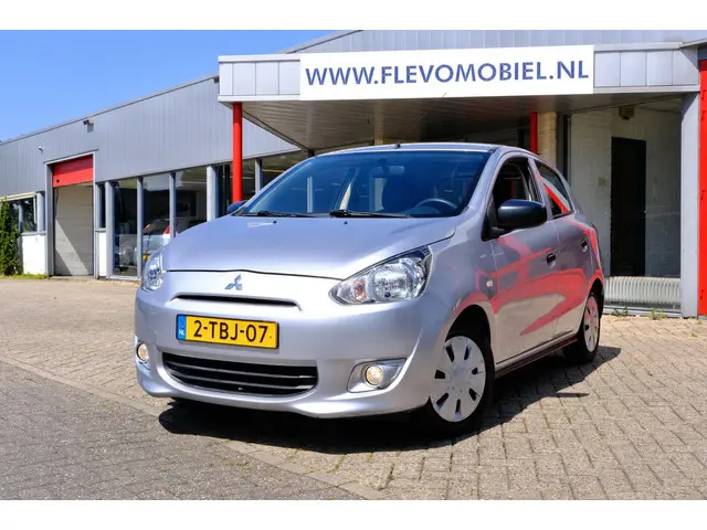 Mitsubishi Space Star 1.0 Inform 5-drs Airco 2014 Benzine