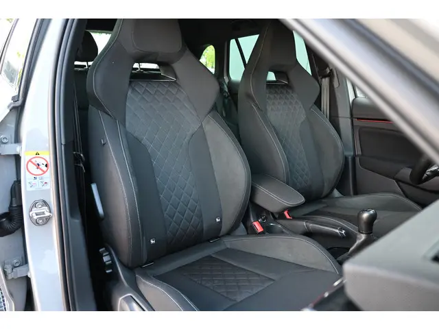 Škoda Scala 1.0 TSI Sport Business 2021 Benzine 16