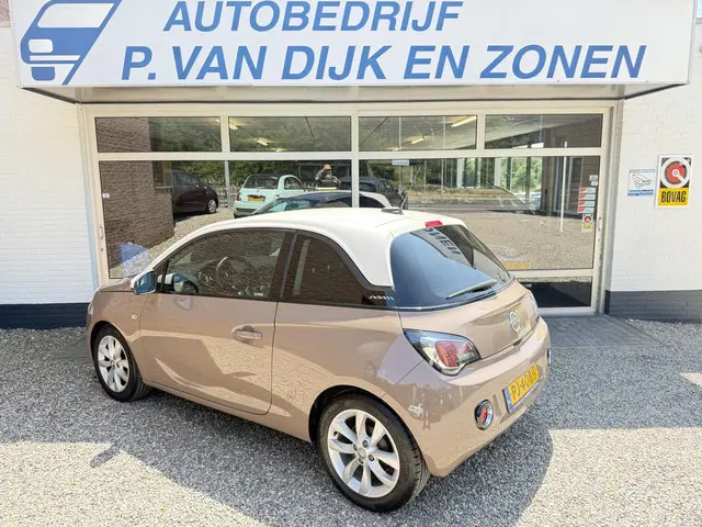 Opel ADAM 1.0 Turbo Jam Favourite 2017 Benzine 2
