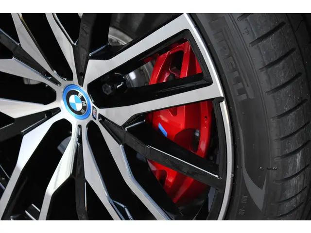 BMW X5 xDrive50e M-Sport Pro 2023 Hybride Benzine 54