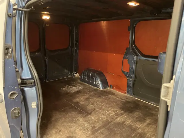 Renault Trafic 1.6 dCi T29 L2H1 Comfort 2016 Diesel 23