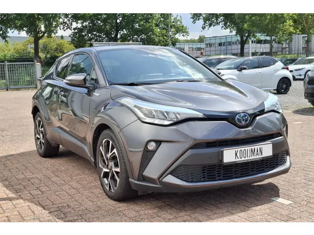 Toyota C-HR 1.8 Hybrid Dynamic 2021 Hybride Benzine 21