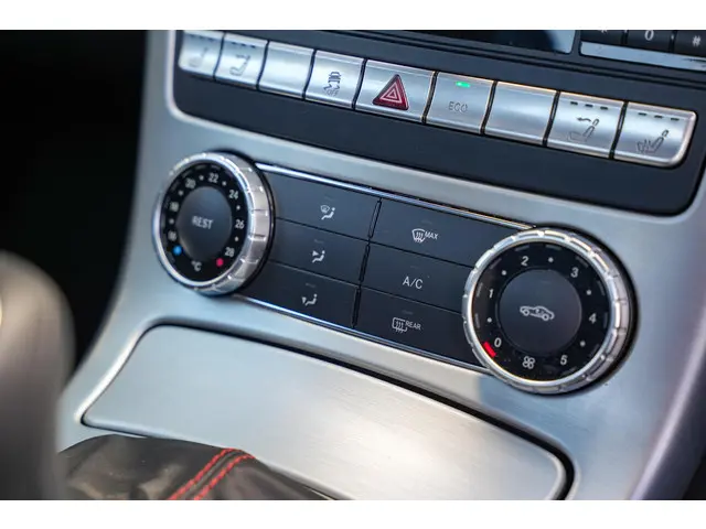 Mercedes-Benz SLK 200 2014 Benzine 17