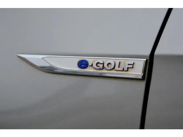 Volkswagen e-Golf E-Golf 2018 Elektrisch 28