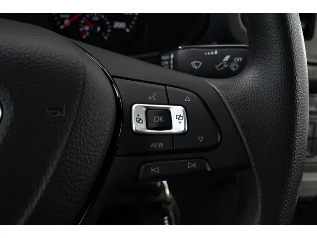 MAN TGE 3.140 2.0 TDI 35 140 PK DSG Clima 2022 Diesel 17