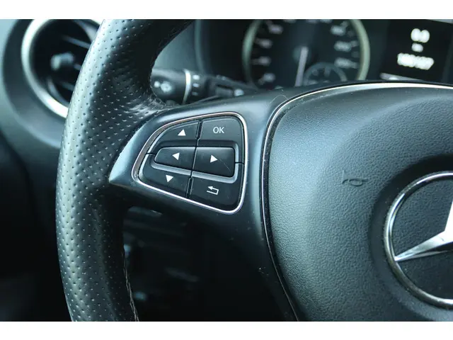 Mercedes-Benz Vito 119 CDI LANG AUT. 190 PK 2019 Diesel 15