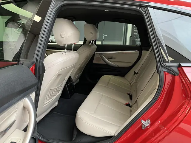 BMW 3 Serie Gran Turismo 320i GT M-Sport 2018 Benzine 15