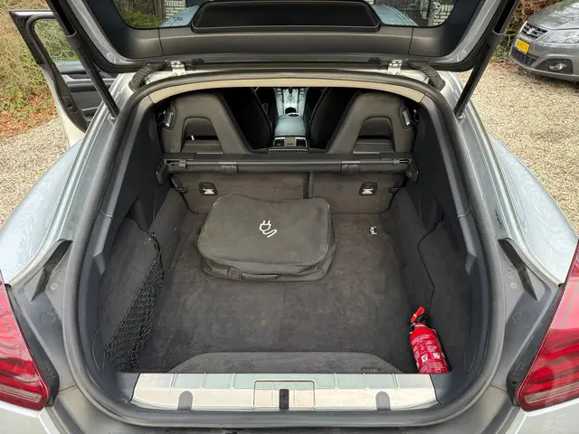 Porsche Panamera 3.0 S E-Hybrid 2016 Hybride Benzine 12