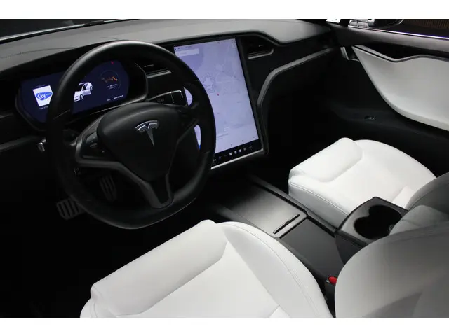 Tesla Model S 100D 2018 Elektrisch 11
