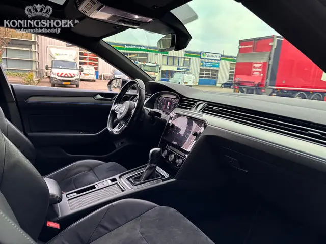 Volkswagen Arteon 2.0 TSI R Line 2018 Benzine 6