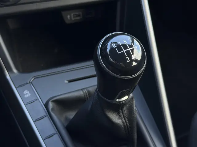 Volkswagen Polo 1.0 TSI Beats 2019 Benzine 25