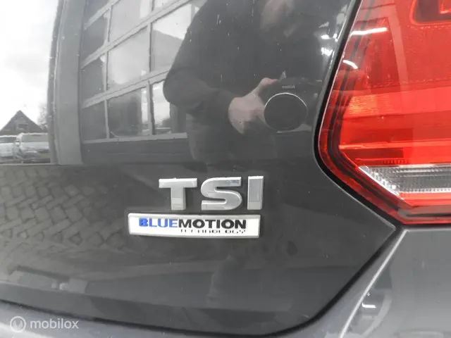 Volkswagen Polo 1.2 TSI Comfortline 2015 Benzine 8