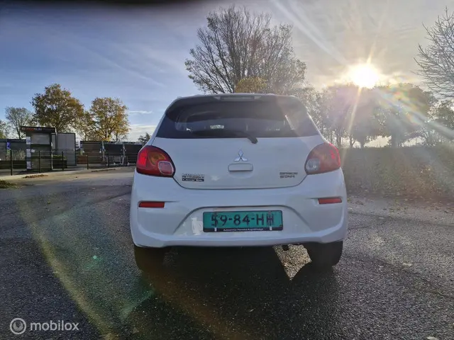 Mitsubishi Space Star 1.0 Active 2019 Benzine 7