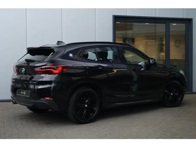 BMW X2 xDrive25e High Executive 2020 Hybride Benzine 7