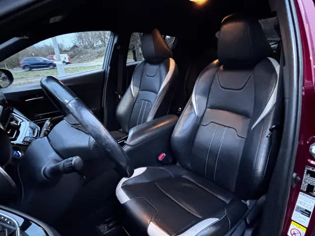 Toyota C-HR 1.8 Hybrid Style 2018 Hybride Benzine 9