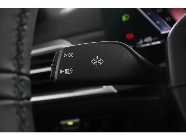 BMW 3 Serie Touring 330e 2025 Hybride Benzine 23