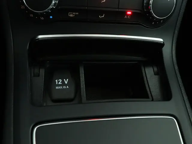 Mercedes-Benz B-Klasse 200 CDI | Automaat | 2015 Diesel 36