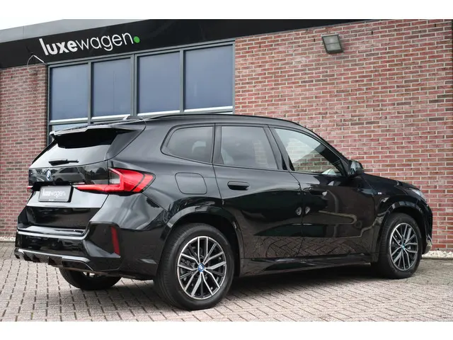 BMW X1 xDrive25e M-Sport 2023 Hybride Benzine 32