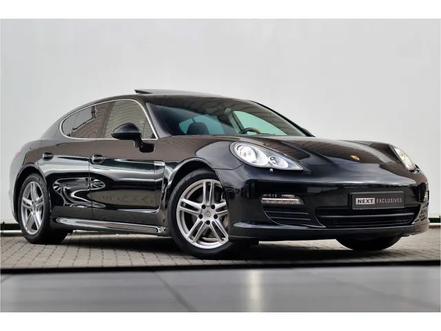 Porsche Panamera 4.8 S 2012 Benzine 2