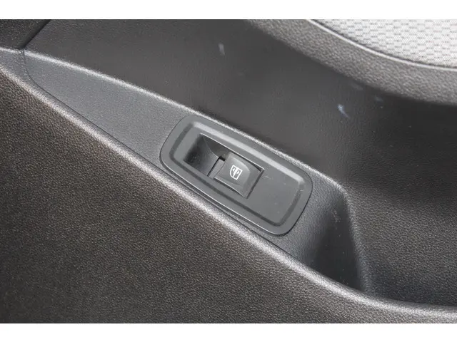 Renault Kangoo 1.3 TCe Techno 130 PK 2022 Benzine 25