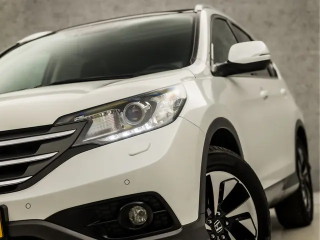 Honda CR-V 2.0 AWD Executive Sport 2013 Benzine 16