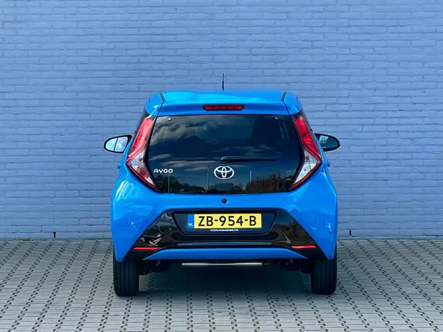 Toyota Aygo 1.0 VVT-i x-joy 5 deurs 2019 Benzine 6