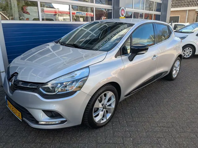 Renault Clio 1.5 dCi Ecoleader Limited 2018 Diesel 14
