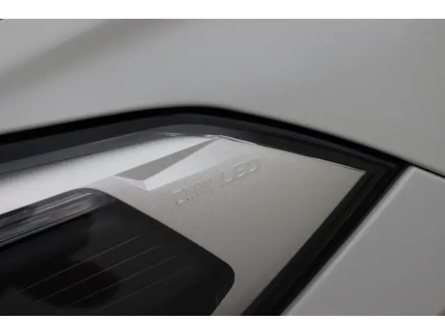 BMW X1 sDrive18i Executive Automaat 2020 Benzine 27
