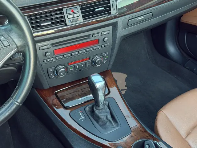 BMW 3 Serie 328i cabrio Xenon Automaat 2013 Benzine 11