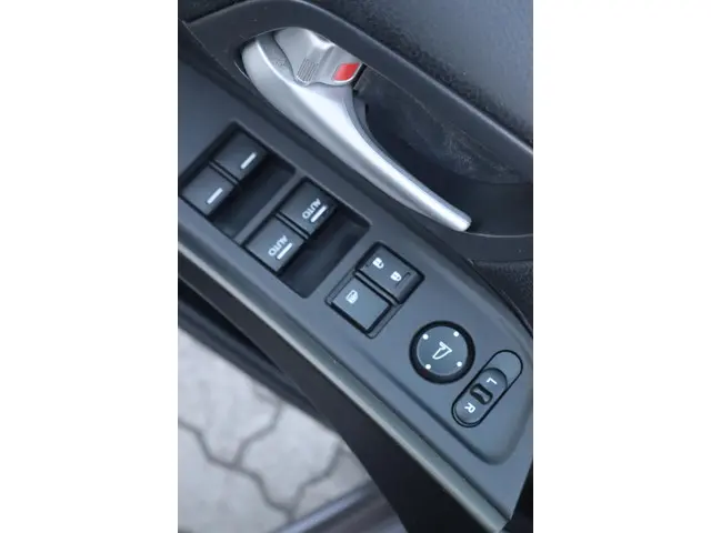 Honda Civic 1.8 GT 2012 Benzine 12