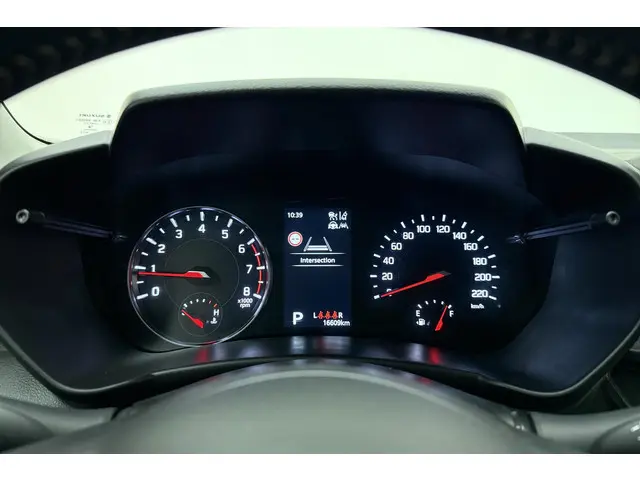 Suzuki Swift 1.2 Select Smart Hybrid 2025 Benzine 20