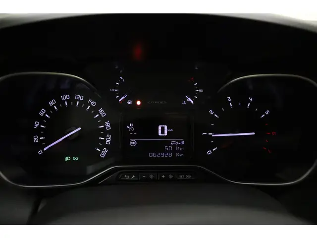 Citroën C3 Aircross 1.2 PureTech S&S Feel 2020 Benzine 26