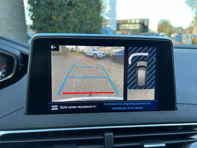 Peugeot 3008 1.2 PureTech Allure Automaat 2017 Benzine 33