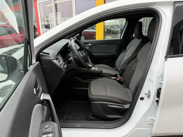 Renault Captur 1.3 mild hybrid 160 techno 2025 Benzine 7