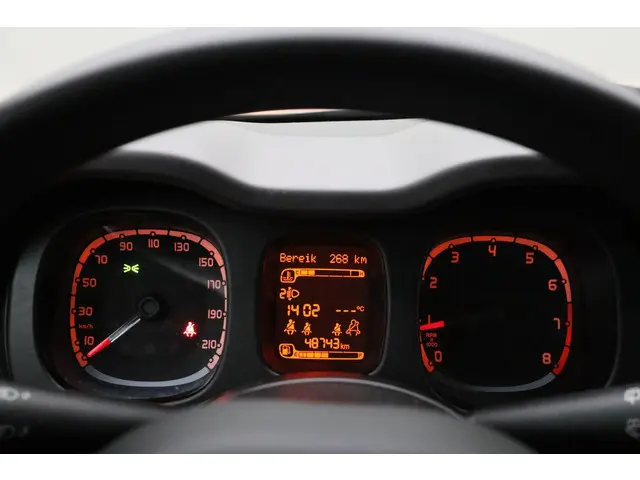 Fiat Panda 0.9 TwinAir Edizione Cool 2016 Benzine 26