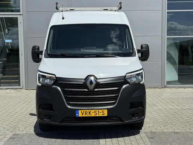 Renault Master T35 2.3 dCi 135 L2H2 Comfort 2022 Diesel 5