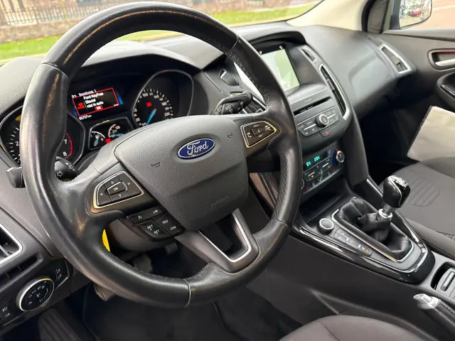 Ford Focus Wagon 1.0 Titanium 2017 Benzine 11